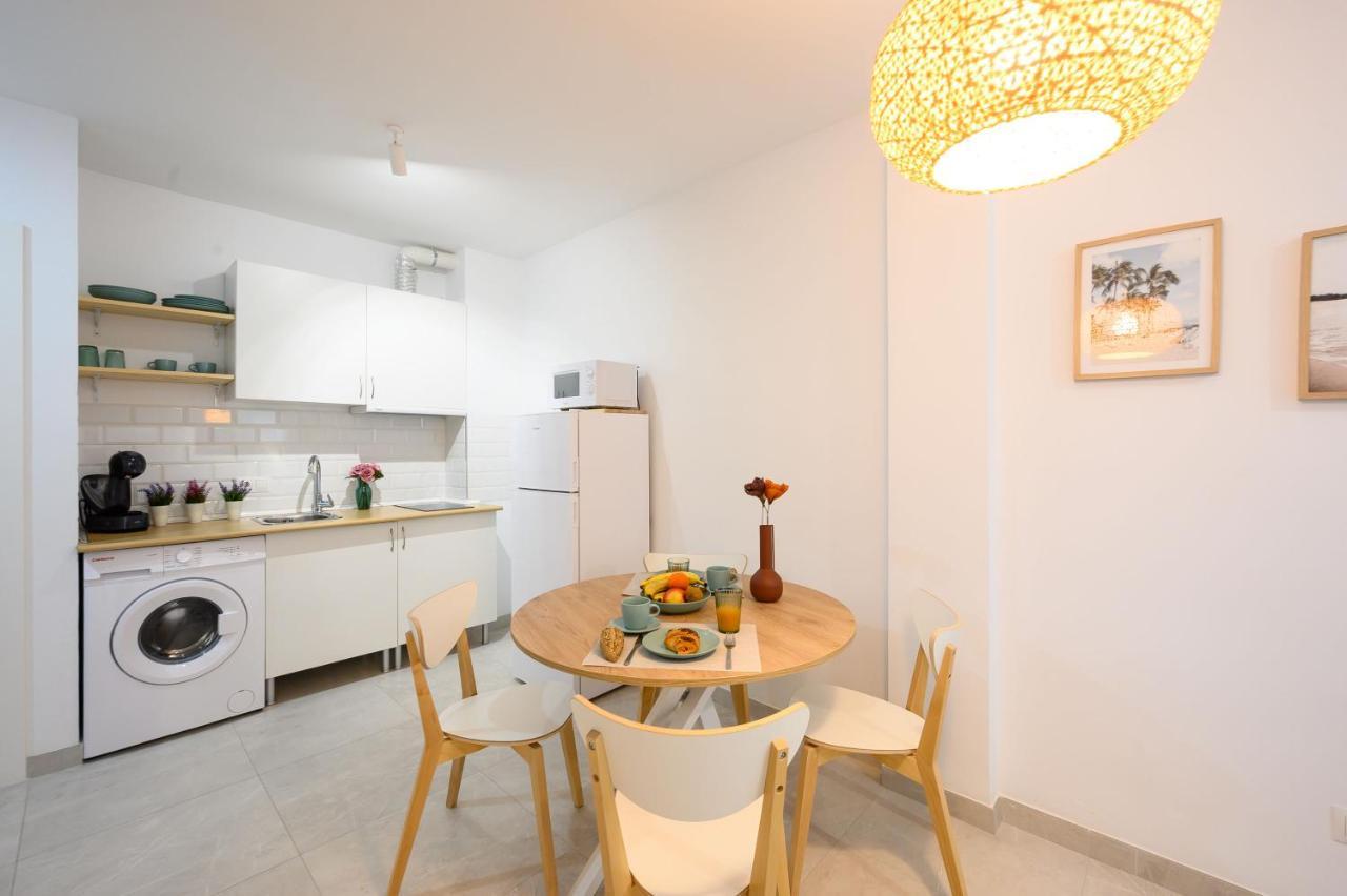 New 1 Bedroom Apartment At 4 Min To The Beach By 10Tosea フエンヒロラ エクステリア 写真
